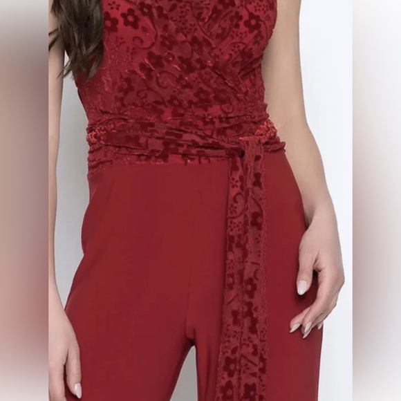 Piccadilly SLEEVELESS WAIST TIE JUMPSUIT - ROSEWOOD SZ Small NWT - Picture 2 of 3